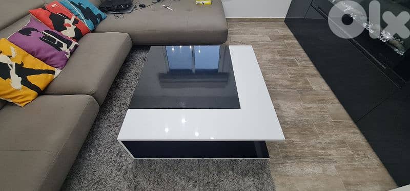 Modern table 2