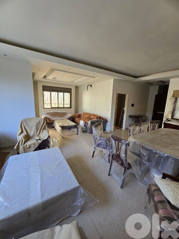 Apartment for sale in jouret el ballout شقة للبيع في جورة البلوط 0