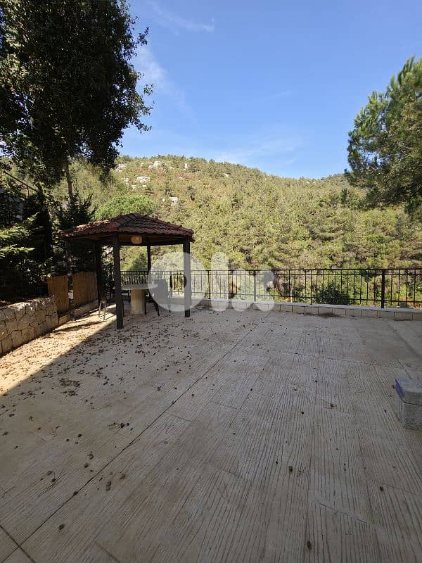 Apartment for sale in Baabdat 0