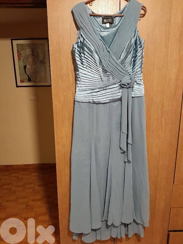 dress for sale only ٢٠$ 0