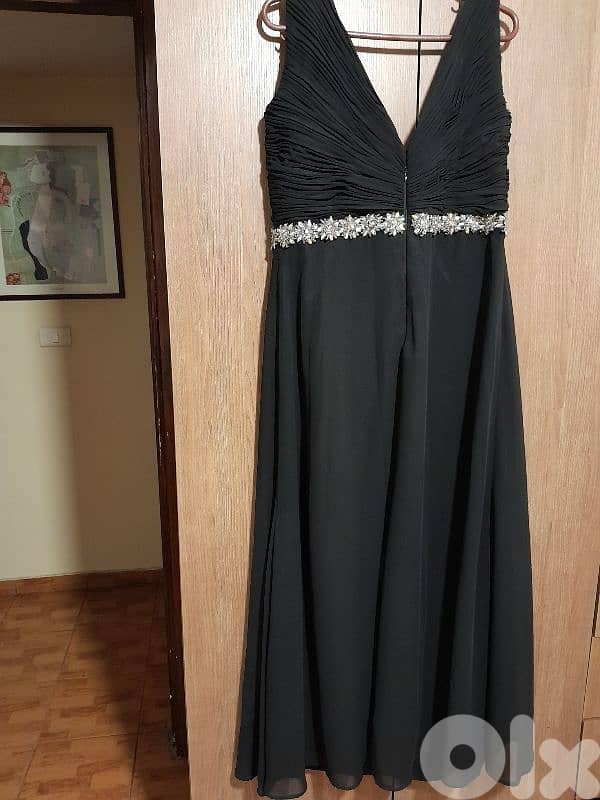 للبيع فستان سهرا بس ب ١٥$ 3