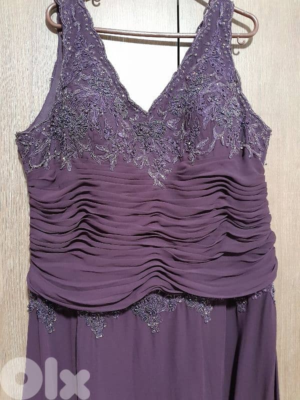 فستان للبيع بس ٣٠$ 1