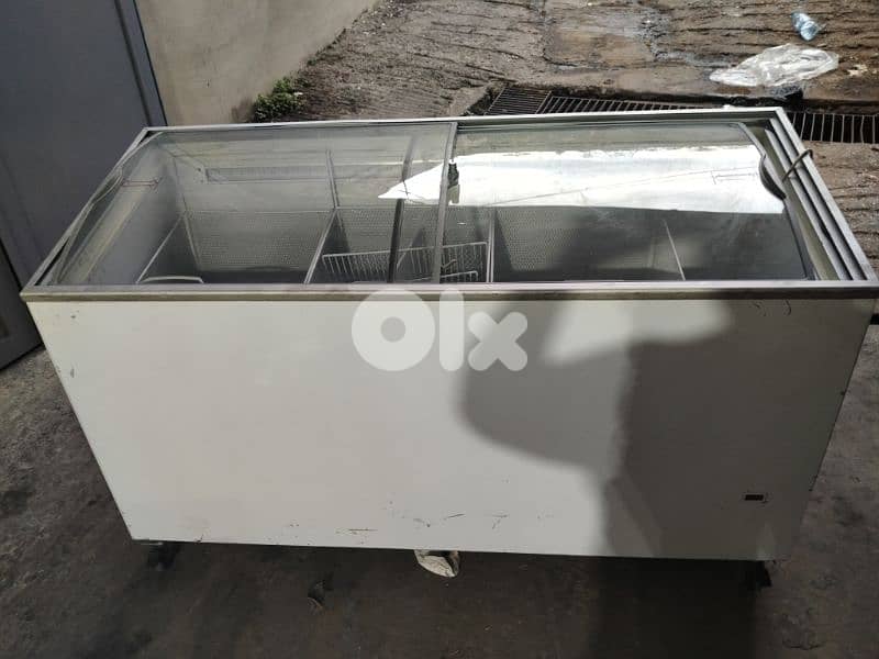 chest freezer display فريزر 0