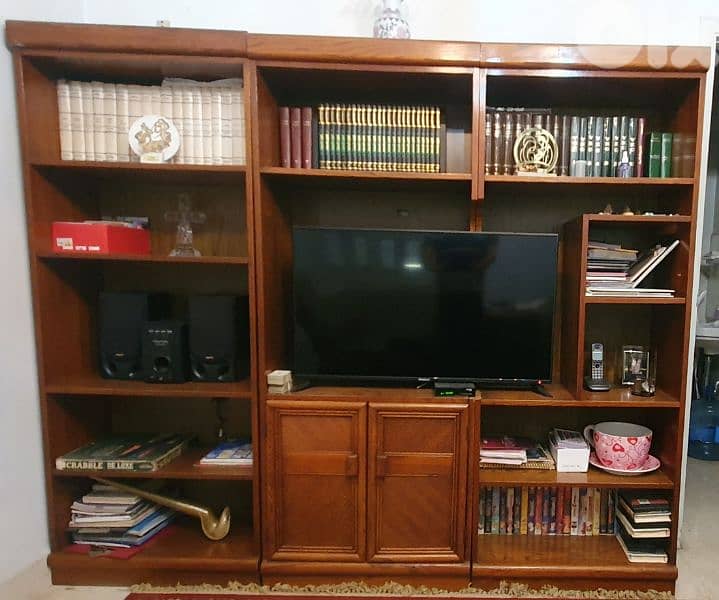 Wooden Bookshelf & entertainment unit 0