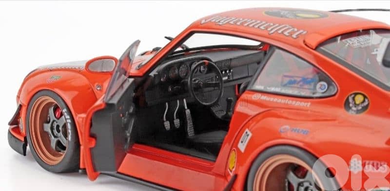 Porsche 911 993 RWB Body Kit diecast car model 1;18. 6
