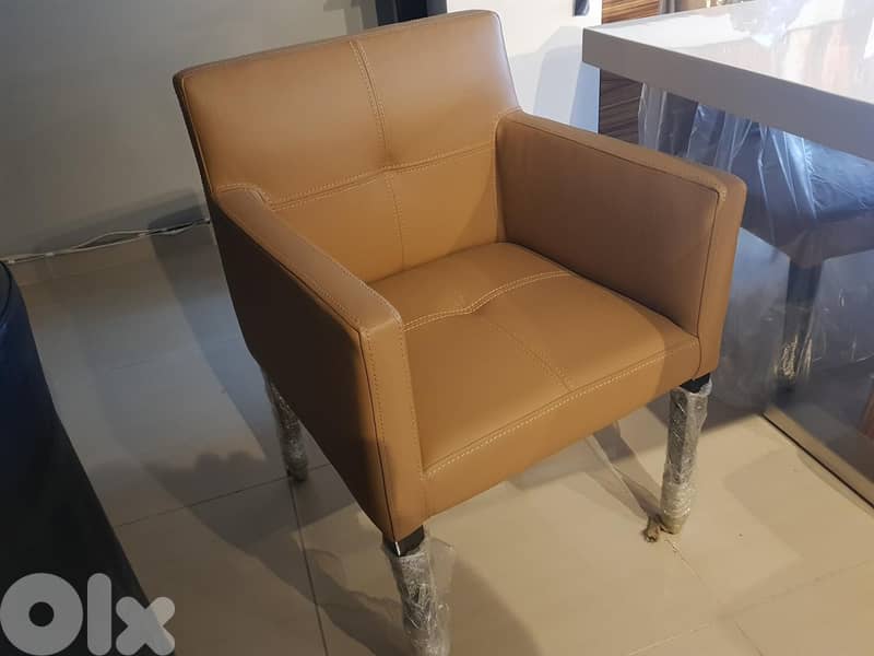 Liquidation - Dining Room 2