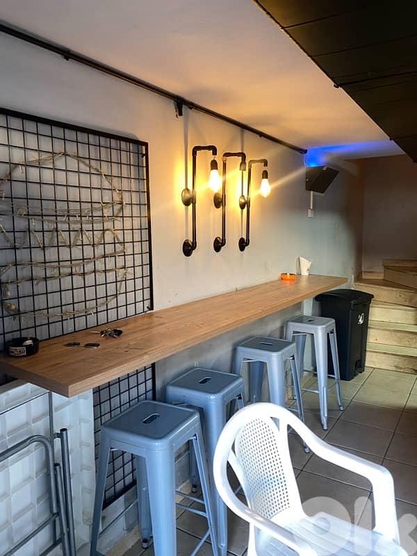 full on small business restaurant 1