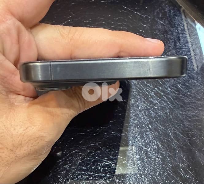 SUPER CLEAN iPhone 15 Pro 512GB (battery 100%) 3