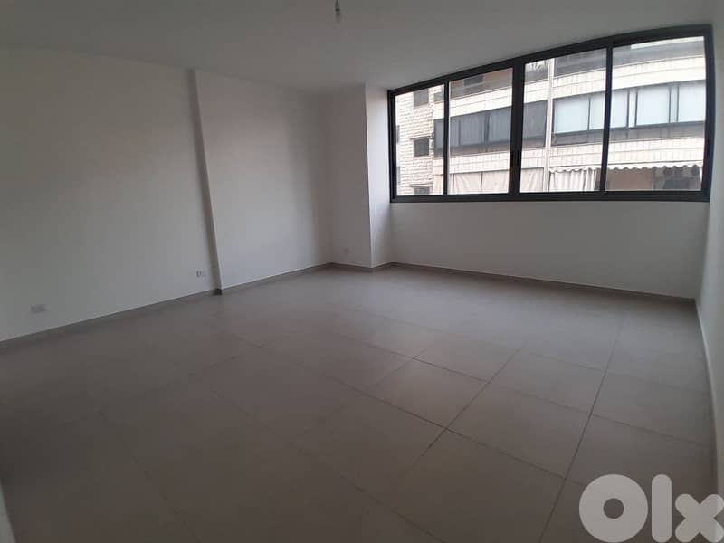 Ain El Remmaneh/ Apartment for sale - عين الرمانة/ شقة للبيع 0