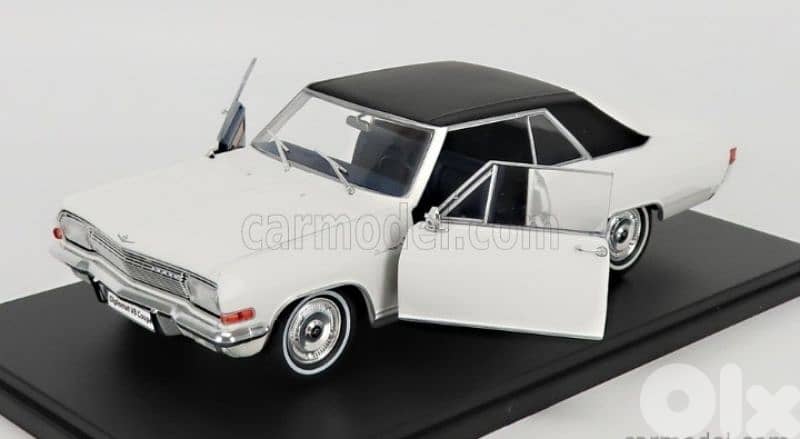 Opel Diplomat V8 Coupe 1965 Diecast car model 1;24 3
