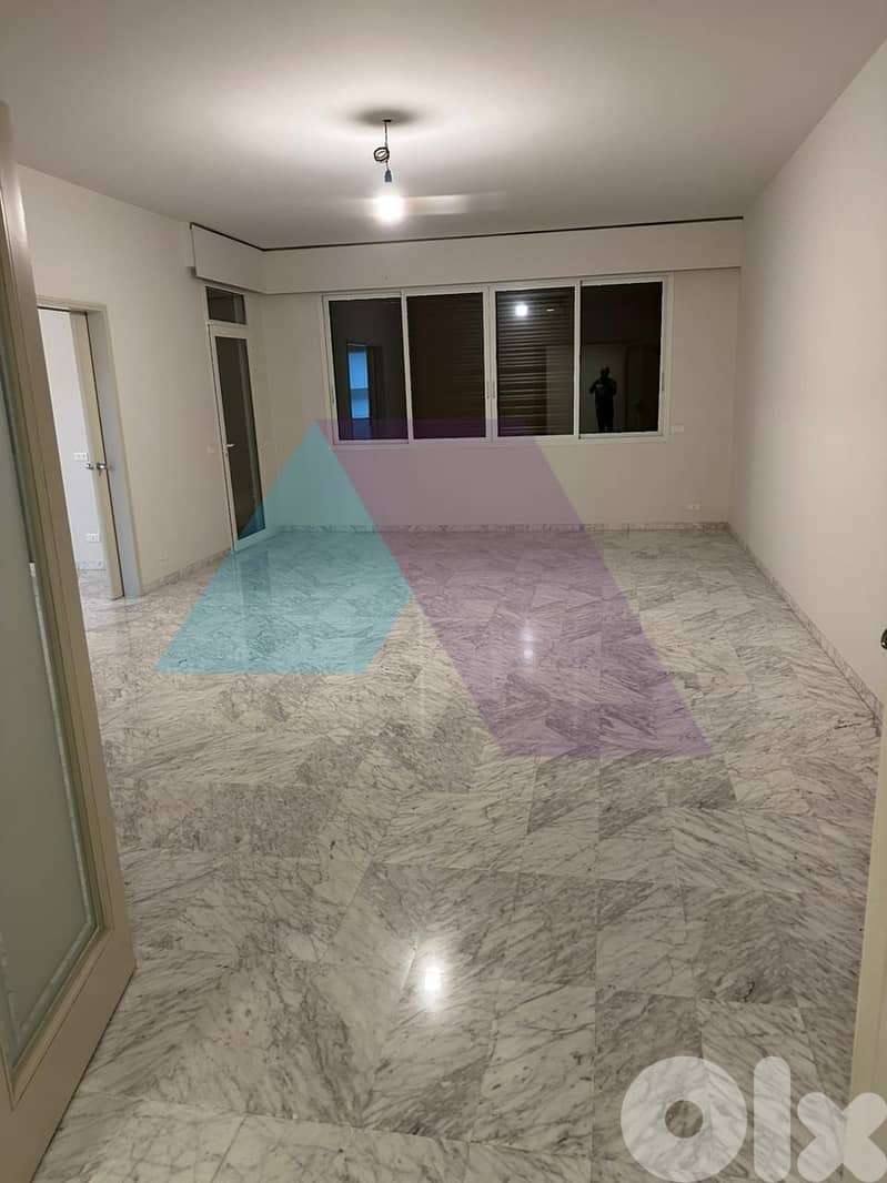 250 m2 apartment 4sale in Verdun - شقة للبيع في فردان 0