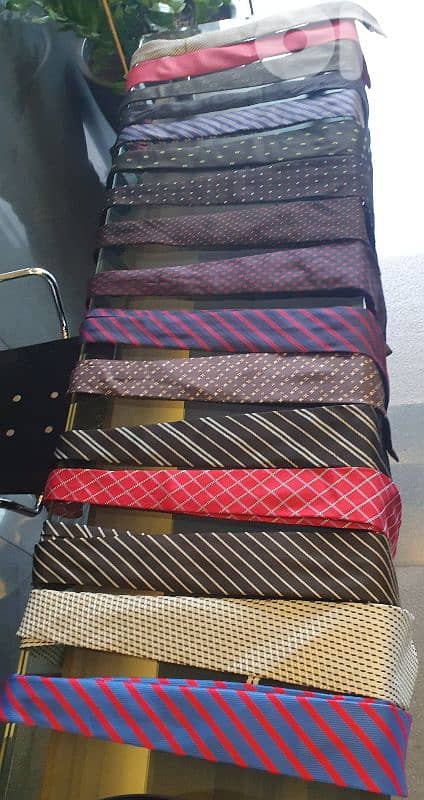 Gravette mix 15  pcs  used all brands  8$ beyrout ashrafiye 03723895 2