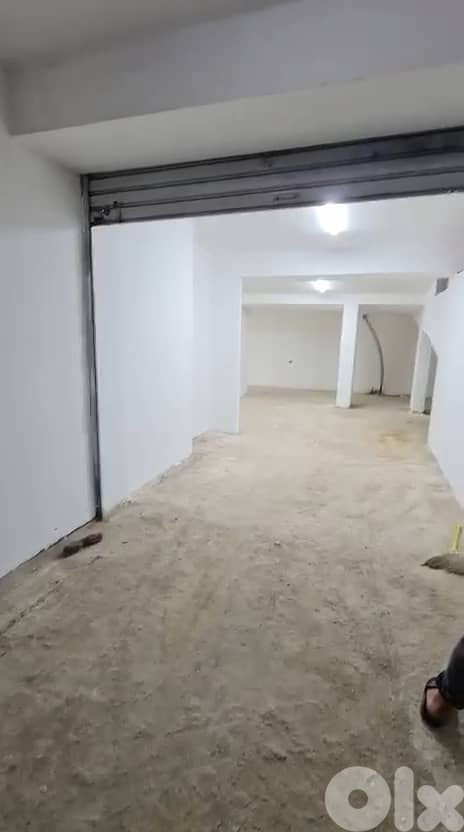 ​ فرصة استثمارية مستودع للبيع في النويري - بيروت Warehouse for sale 0