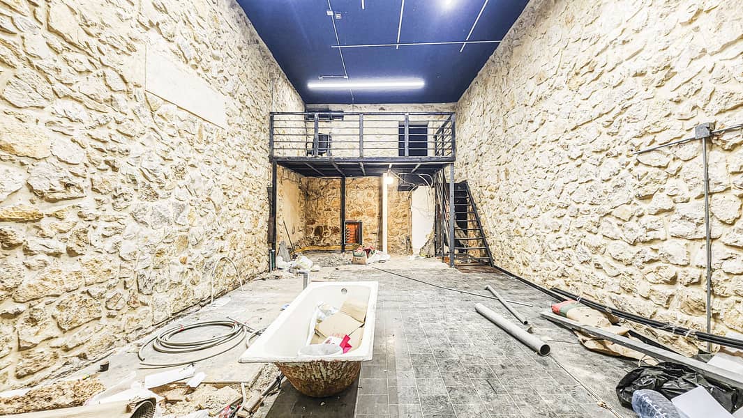 Shop for rent in Achrafieh محل للإيجار في الأشرفية 0