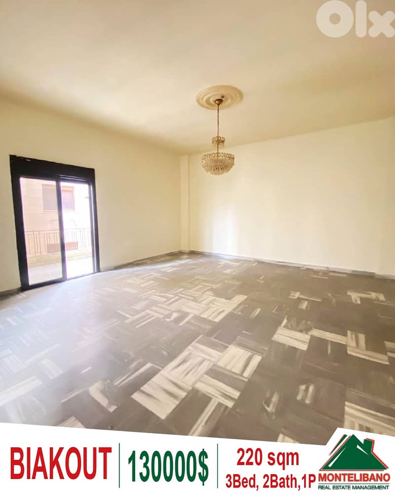 220 sqm Apartment For Sale in Biakout (بياقوت) 0