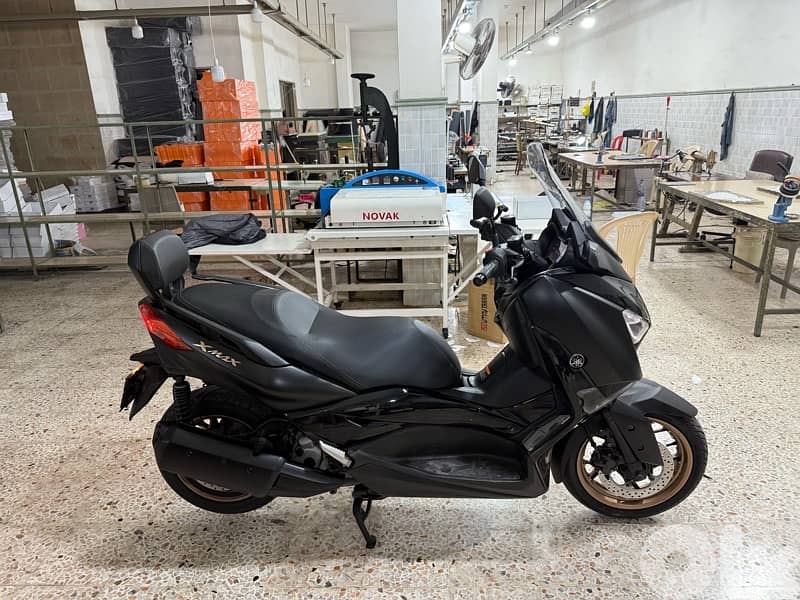 Yamaha Xmax 300cc 2022 2