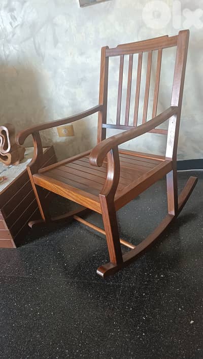 Handcrafted Swinging Chair - Iroko Wood