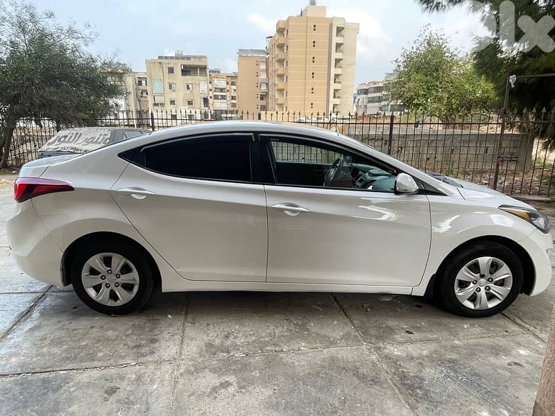 Hyundai Elantra 2016 0