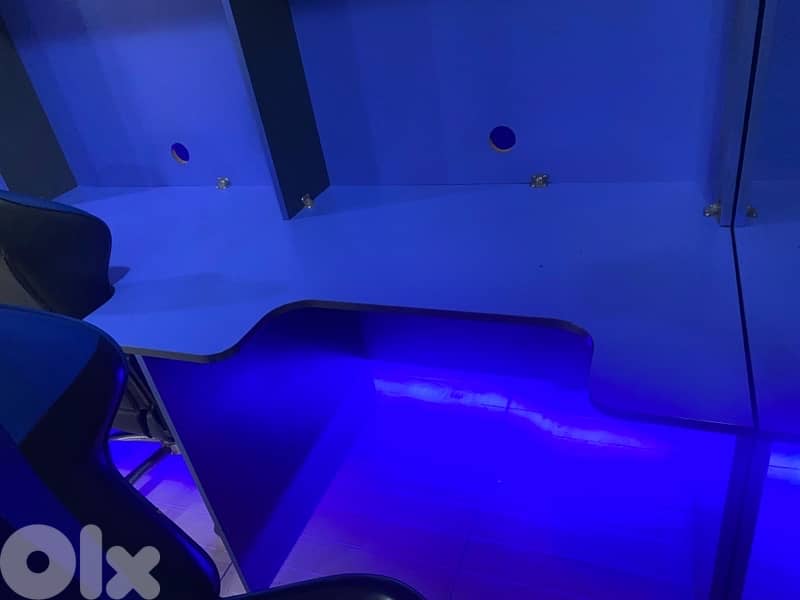 Computer PC tables and chairs كراسي كمبيوتر وطاولات 2