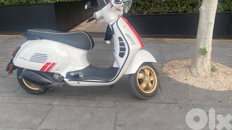 2022 vespa racing sixties 300 1