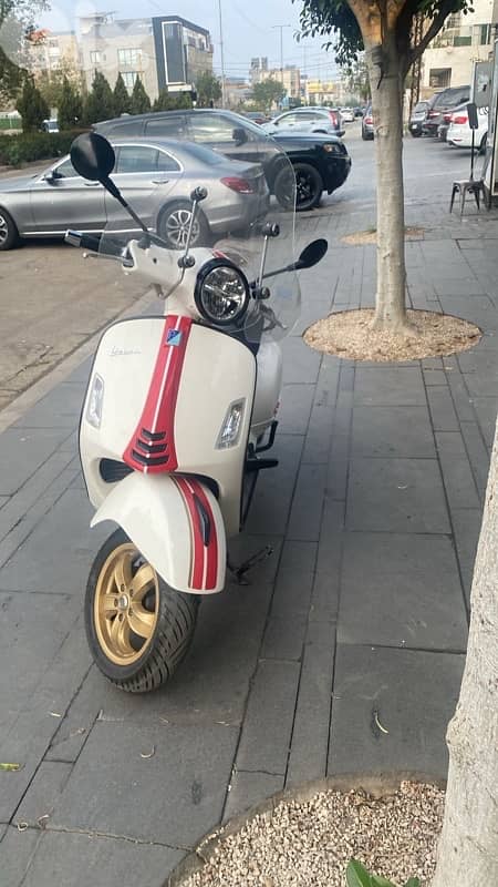 2022 vespa racing sixties 300 3