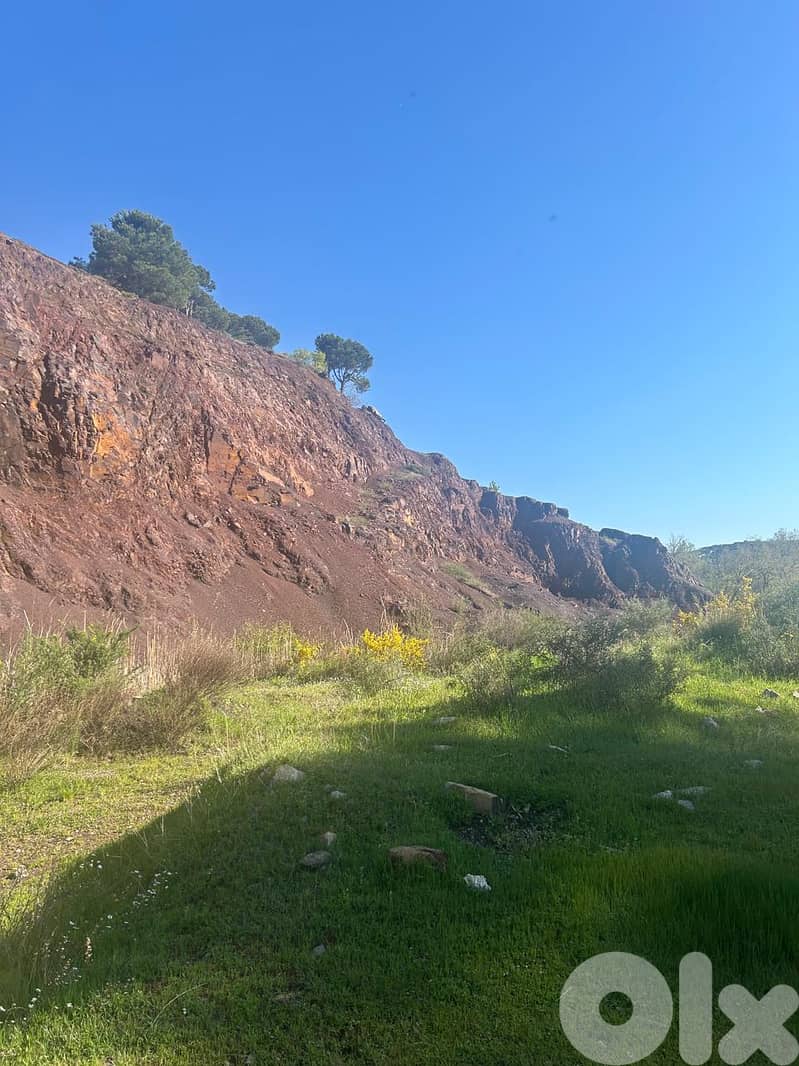 Land For Sale in Baskinta - أرض للبيع في بسكنتا 0
