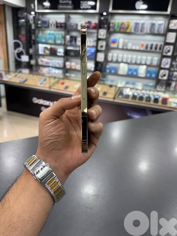 IPHONE 12PROMAX 128GB USED 1