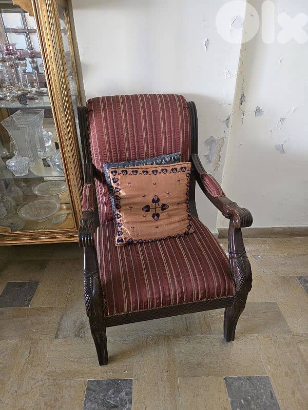 صالون مرتب وشبه جديد 2