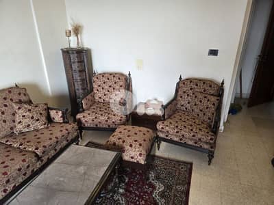 غرفة جلوس خشب