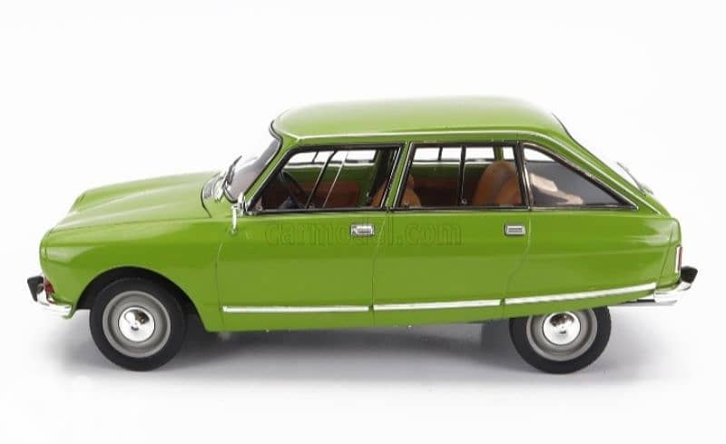 Citroën Ami 8 Club 1969 diecast car model 1;18 1