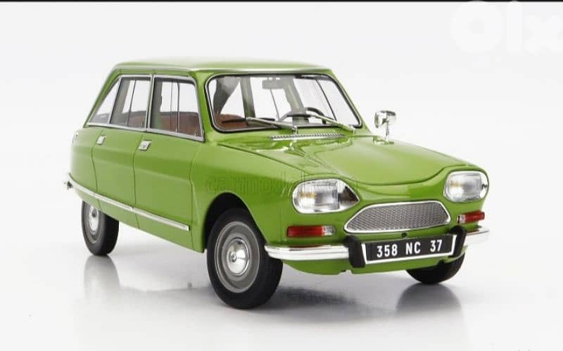 Citroën Ami 8 Club 1969 diecast car model 1;18 3