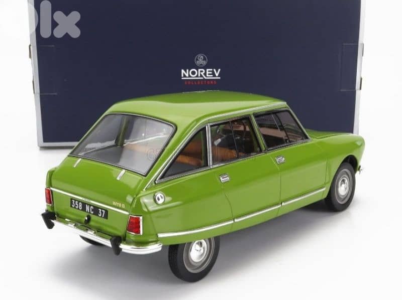 Citroën Ami 8 Club 1969 diecast car model 1;18 4