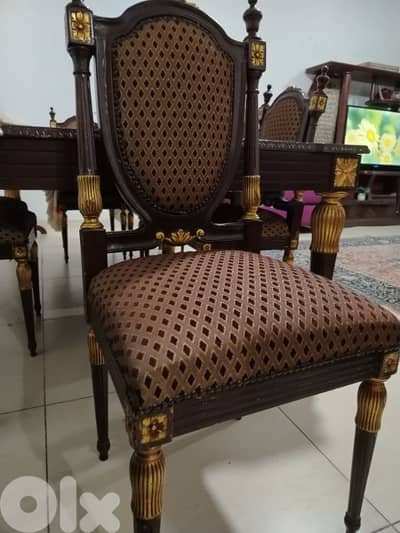 سفرة خشب زين ٨ كراسي