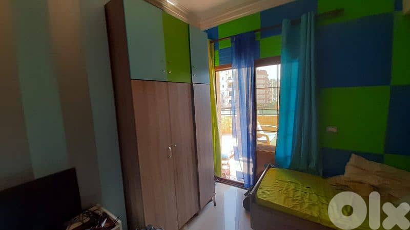 غرفة نوم 3 تخوت بحالة جيدة 1