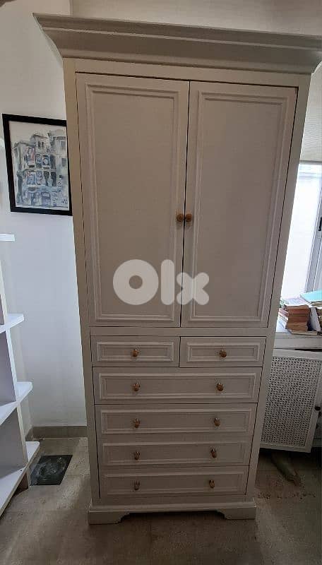 Elegant Cream Wooden Closet – Classic Design, Ample Storage 1