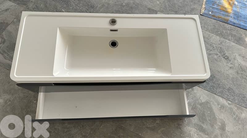 مغسلة مستعملة بحالة جيدة 2