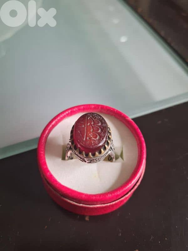 مجموعة من خواتم الفضة من الأحجار الكيرمة 0