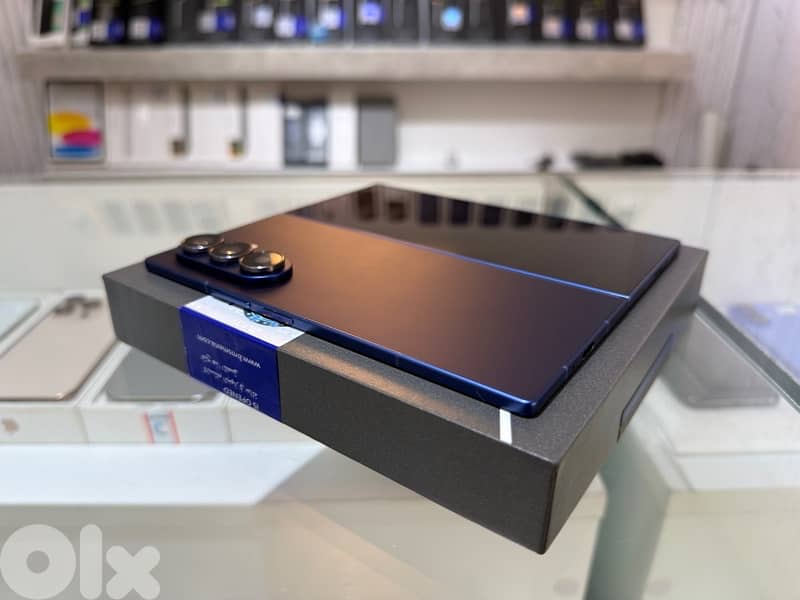 Samsung Z Fold 7 512Gb Like New: - Mint Condition 4
