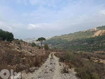 land 12300 m2 ارض