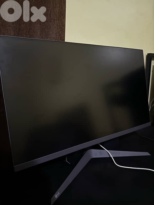 lg ultragear gaming monitor fhd 180hz 0