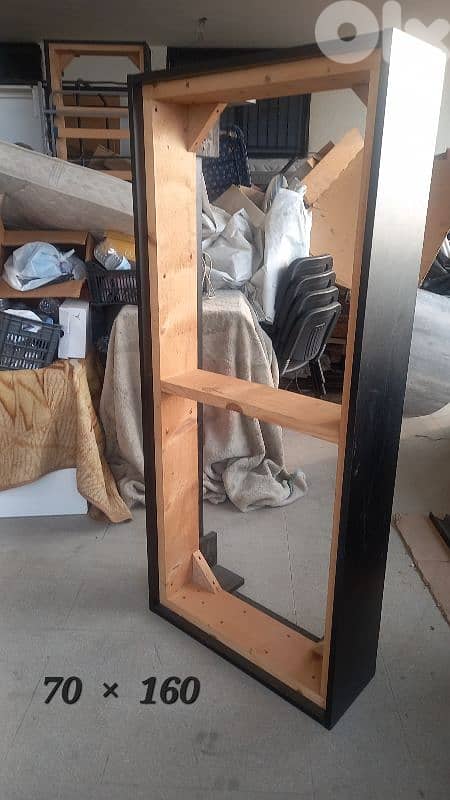 مقعد لون اسود 2