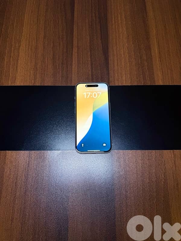 iphone 15 super clean ! 1