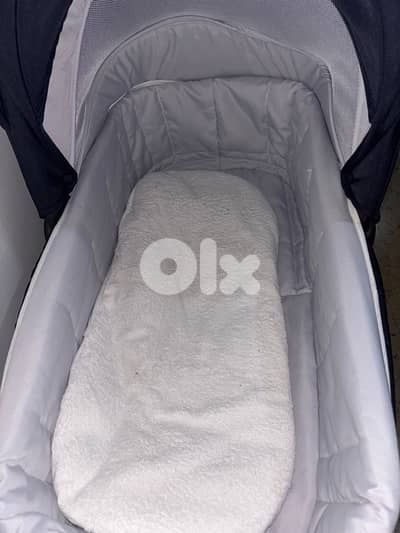 stroller and bassinet