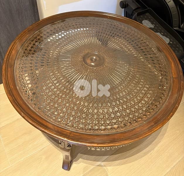 2 Chairs & 3 Tables 4