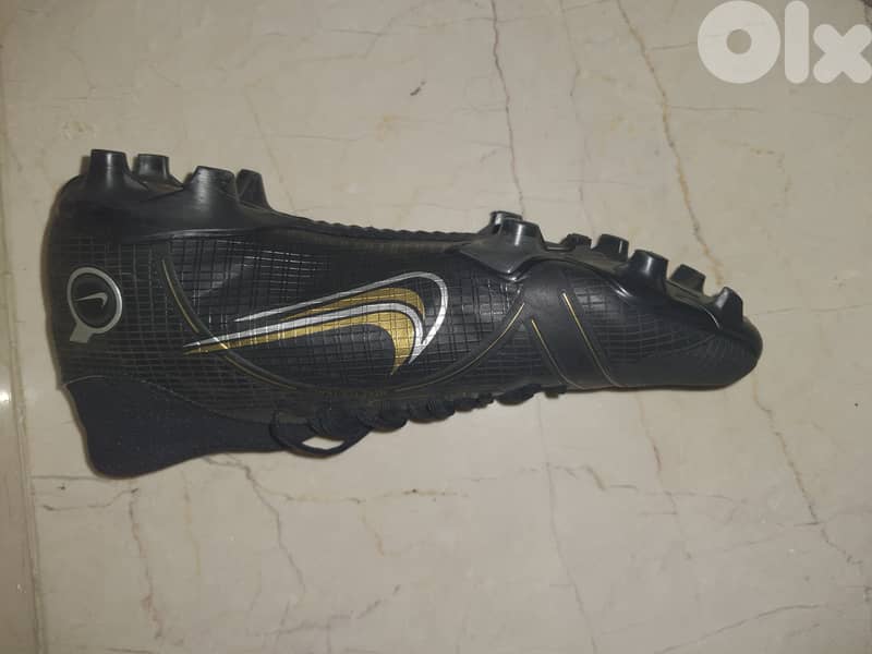 Nike Mercurial Vapor 14 Academy MG Shadow - Black/Metallic Gold/Metal 2