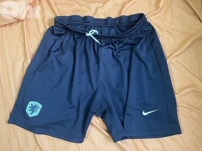 3 shorts for napoli , Bayern and Netherlands all for 15 $ 1