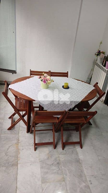 طاولي akiaك6كراسي بتنضب مع كراسي مع دوليب 3