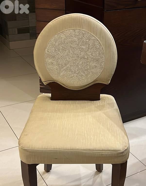 dining Room & Salon 2 pcs 4