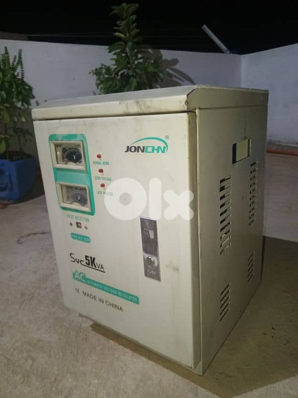 منظم كهربائي مستعمل سعره من الأخير 50 $ شغال ولكن غير مكفول. 70565727 0