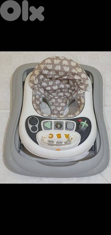 baby walker very neat brand babyDan 45$ beyrout ashrafiye 03723895 6